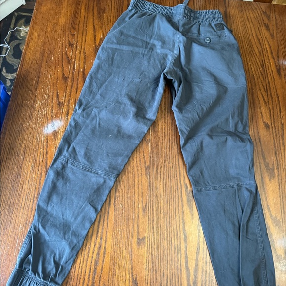 Under Armour Pants - Picture 2 of 7